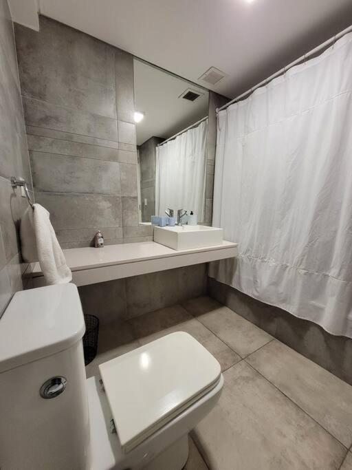 Moderno Monoambiente Gym Piscina Seguridad 24hs Hom Edificio Subte D *